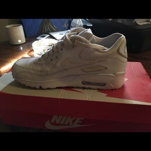 Size 6.5 youth nike sneakers